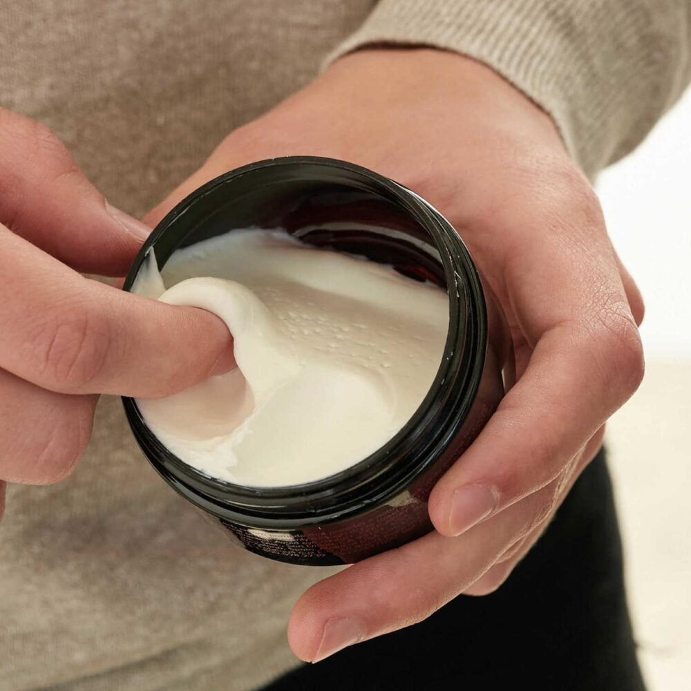 American-Crew-Cream-Pomade-85gr-tekstura TVOJA KOSA